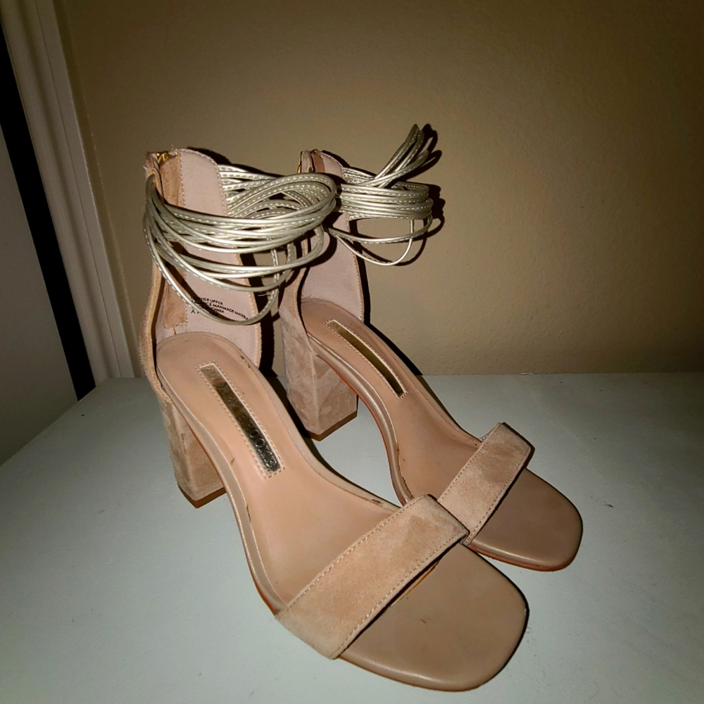 Ashley Brooke high heels size 6M